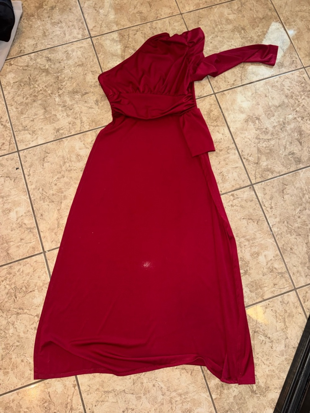 One-Shoulder Burgundy Evening Dress